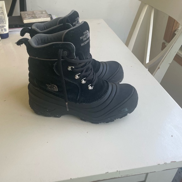 North face winter boot - Picture 2 of 4